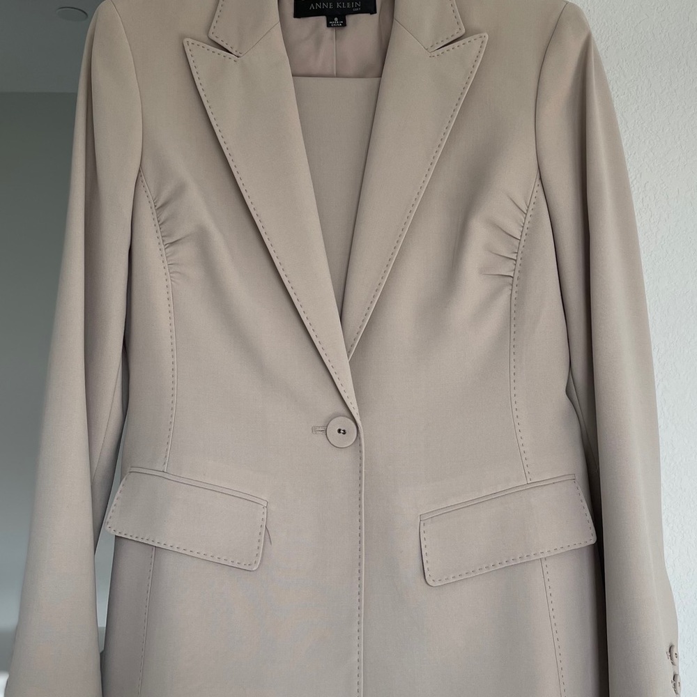 Anne Klein Suit Pale Pink